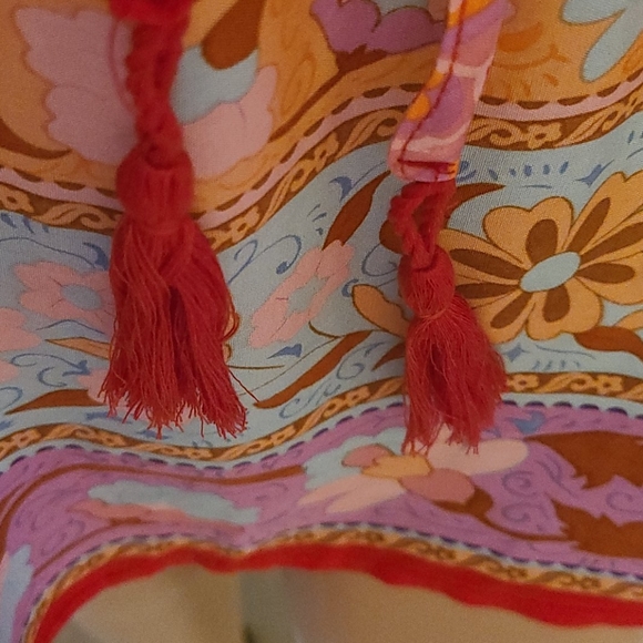 Everkaki Floral Dress - Picture 7 of 16